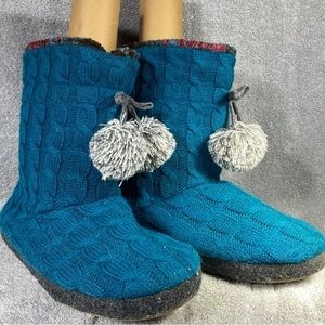 Cuddl Duds Slippers Women’s Size M 7-8 Blue Slip On Booties Tassels Ball‎